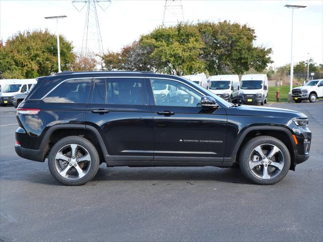 2023 Jeep Grand Cherokee Limited 4x4 2023 Jeep Grand Cherokee Limited 4x4