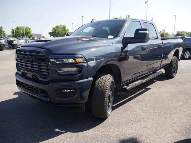 2026 RAM Ram 2500 RAM 2500 BLACK EXPRESS CREW CAB 4X4 8 BOX