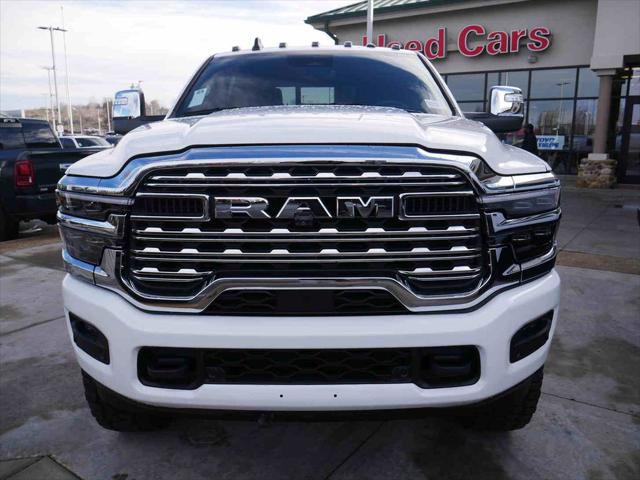 2026 RAM Ram 3500 RAM 3500 LIMITED CREW CAB 4X4 8 BOX
