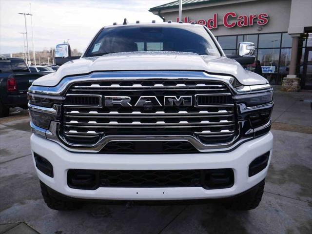 2026 RAM Ram 3500 RAM 3500 LIMITED CREW CAB 4X4 8 BOX