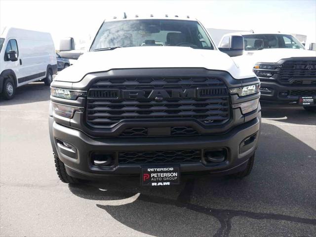 2026 RAM Ram 5500 Chassis Cab RAM 5500 TRADESMAN CHASSIS CREW CAB 4X4 60 CA