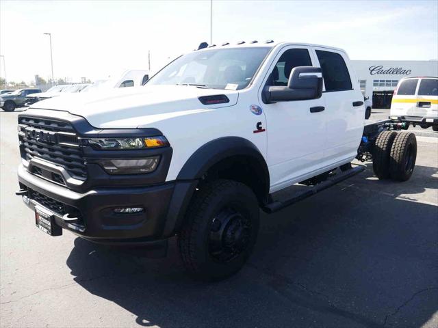 2026 RAM Ram 5500 Chassis Cab RAM 5500 TRADESMAN CHASSIS CREW CAB 4X4 60 CA