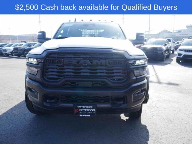 2026 RAM Ram 5500 Chassis Cab RAM 5500 TRADESMAN CHASSIS CREW CAB 4X4 60 CA