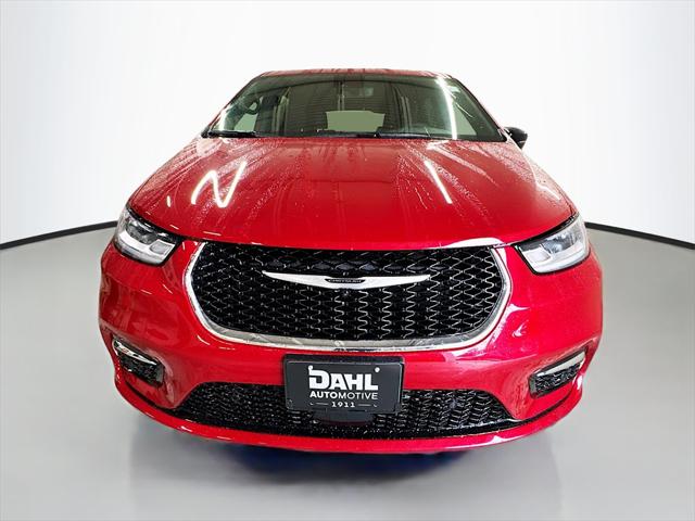 2025 Chrysler Pacifica PACIFICA SELECT AWD