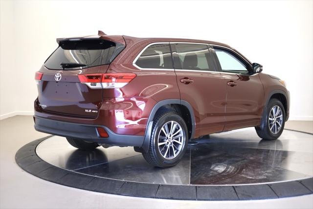 2017 Toyota Highlander XLE 2017 Toyota Highlander XLE