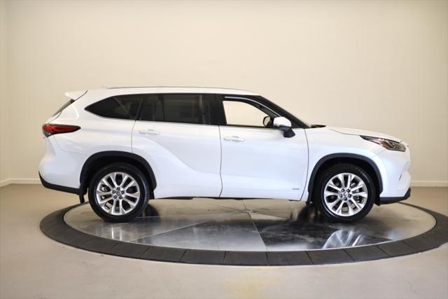2022 Toyota Highlander Hybrid Limited 2022 Toyota Highlander Hybrid Limited