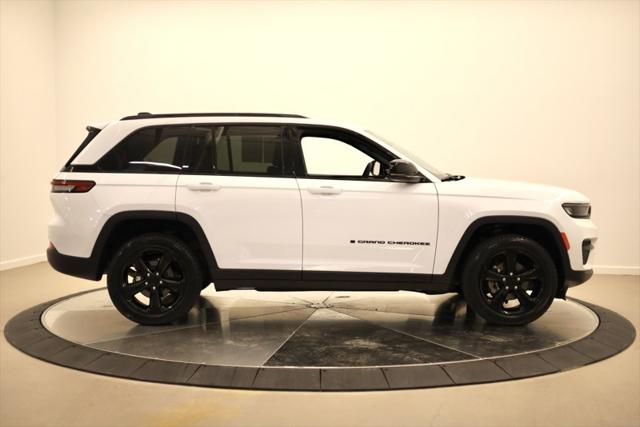 2023 Jeep Grand Cherokee Altitude 4x4