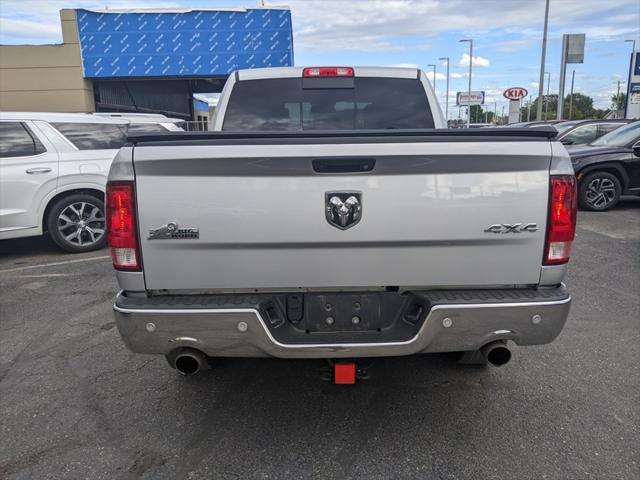 2017 RAM 1500 Big Horn Crew Cab 4x4 57 Box