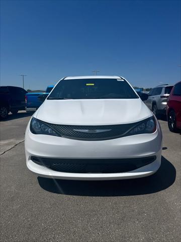 2026 Chrysler Voyager VOYAGER LX