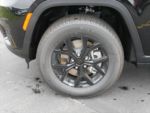 2025 Jeep Grand Cherokee GRAND CHEROKEE L ALTITUDE X 4X4 2025 Jeep Grand Cherokee GRAND CHEROKEE L ALTITUDE X 4X4
