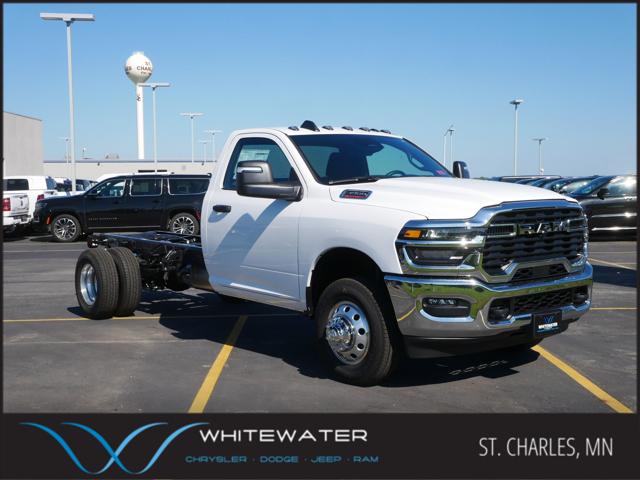 2026 RAM Ram 3500 Chassis Cab RAM 3500 TRADESMAN CHASSIS REGULAR CAB 4X4 84 CA 2026 RAM Ram 3500 Chassis Cab RAM 3500 TRADESMAN CHASSIS REGULAR CAB 4X4 84 CA