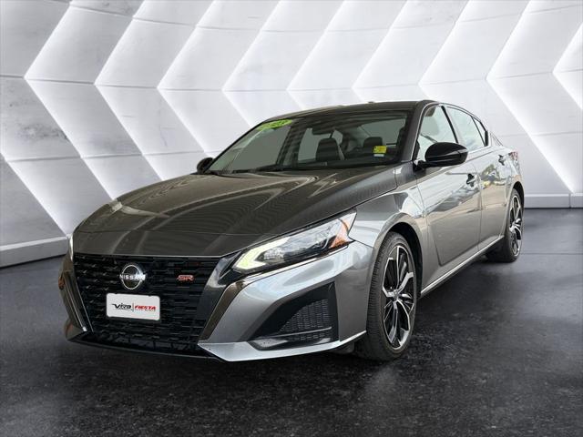 2023 Nissan Altima SR FWD