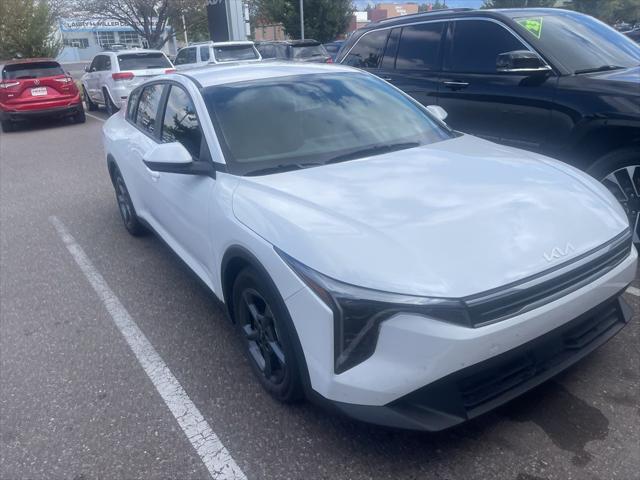 2025 Kia K4 LXS 2025 Kia K4 LXS