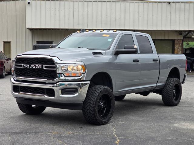 2022 RAM 2500 Tradesman Crew Cab 4x4 64 Box