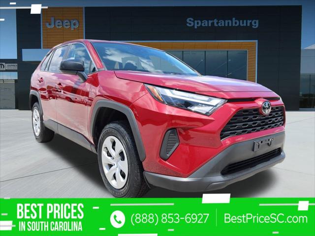 2024 Toyota RAV4 LE