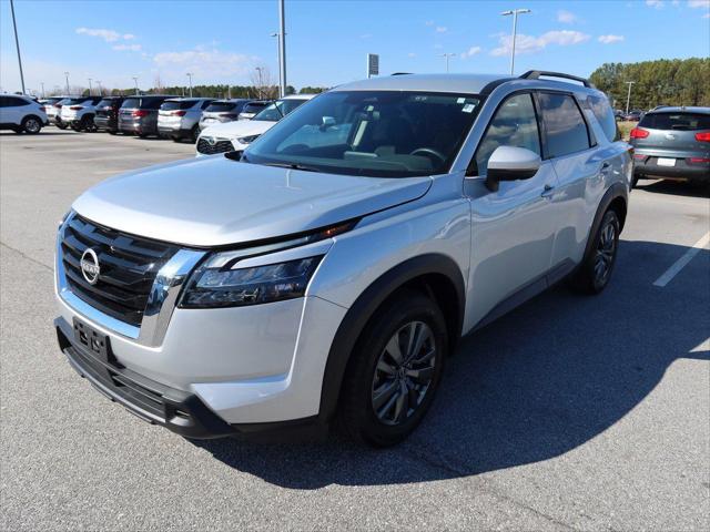 2024 Nissan Pathfinder SV 4WD