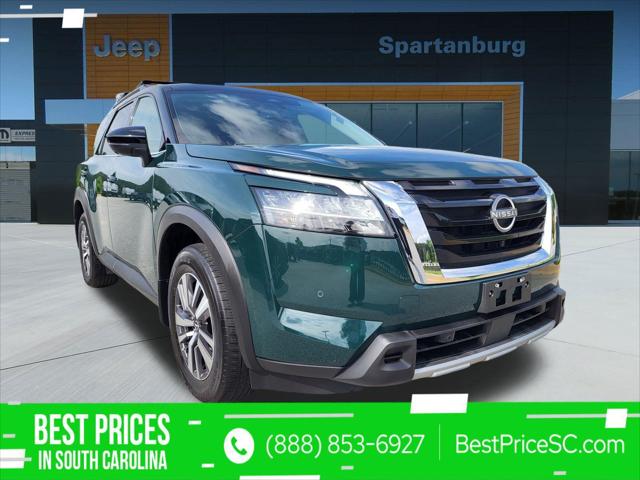 2023 Nissan Pathfinder SL 4WD