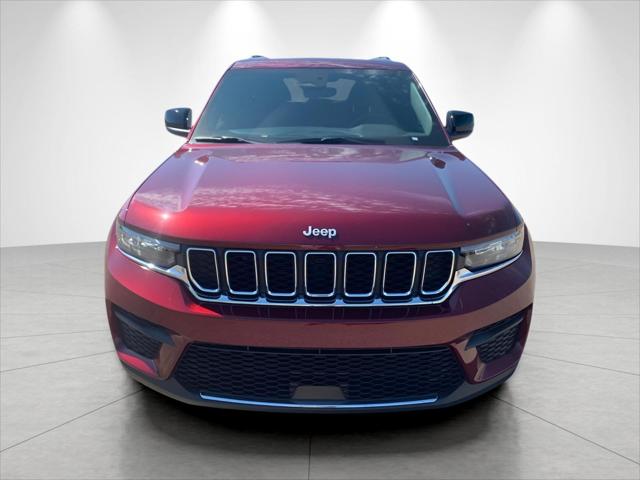 2025 Jeep Grand Cherokee GRAND CHEROKEE LAREDO X 4X4 2025 Jeep Grand Cherokee GRAND CHEROKEE LAREDO X 4X4
