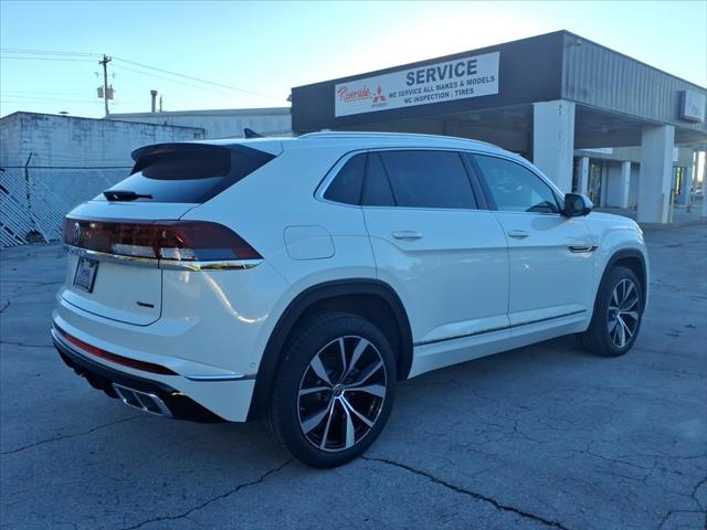 2025 Volkswagen Atlas Cross Sport 2.0T SEL Premium R-Line