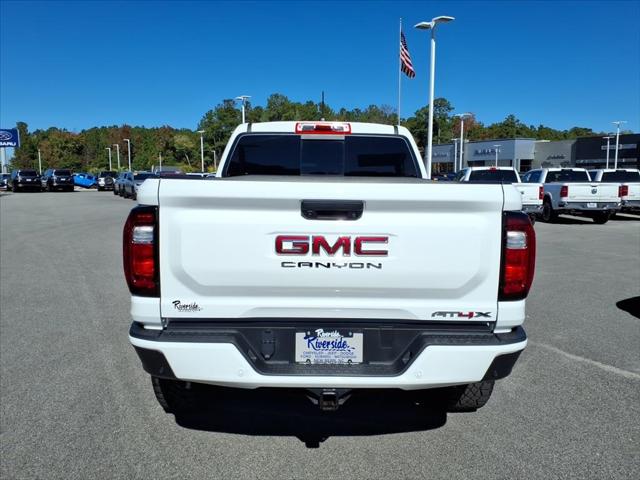 2023 GMC Canyon 4WD Crew Cab Short Box AT4X