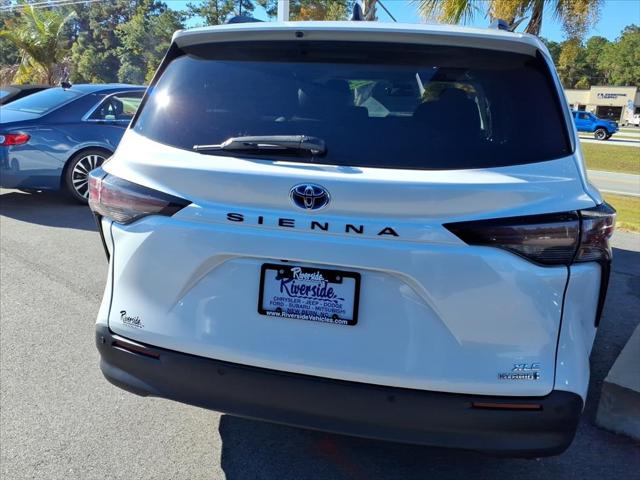 2023 Toyota Sienna XLE 2023 Toyota Sienna XLE