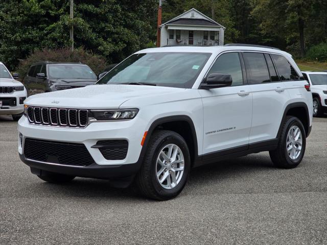 2025 Jeep Grand Cherokee GRAND CHEROKEE LAREDO X 4X4 2025 Jeep Grand Cherokee GRAND CHEROKEE LAREDO X 4X4