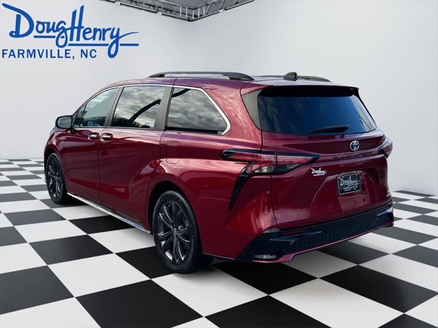 2022 Toyota Sienna XSE 2022 Toyota Sienna XSE