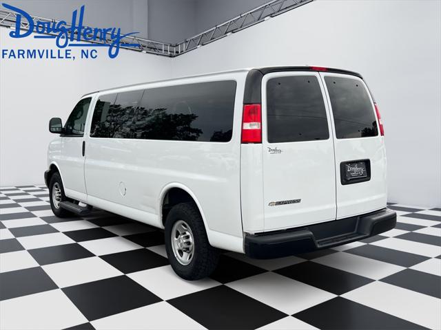 2020 Chevrolet Express Passenger RWD 3500 Extended Wheelbase LS