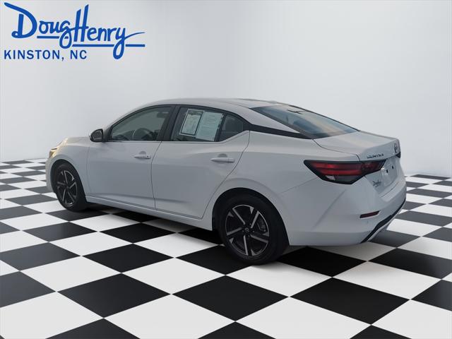 2024 Nissan Sentra SV Xtronic CVT