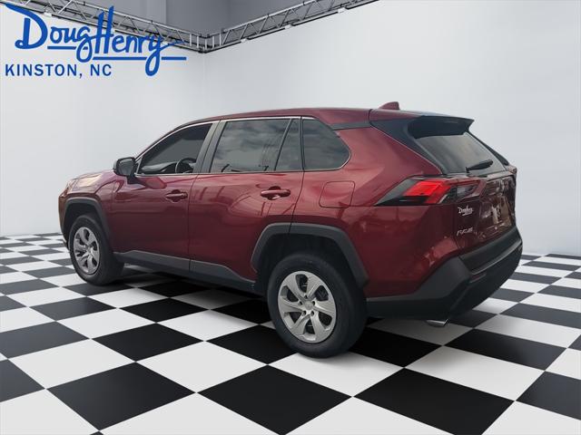 2023 Toyota RAV4 LE