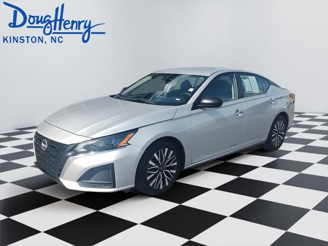 2024 Nissan Altima SV FWD