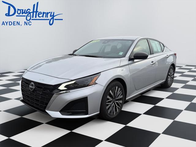 2024 Nissan Altima SV FWD