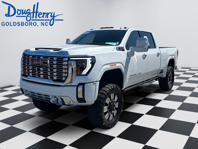 2024 GMC Sierra 2500HD 4WD Crew Cab Standard Bed Denali 2024 GMC Sierra 2500HD 4WD Crew Cab Standard Bed Denali