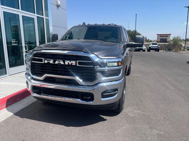 2025 RAM Ram 2500 RAM 2500 TRADESMAN CREW CAB 4X4 64 BOX