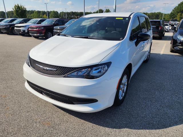 2026 Chrysler Voyager VOYAGER LX