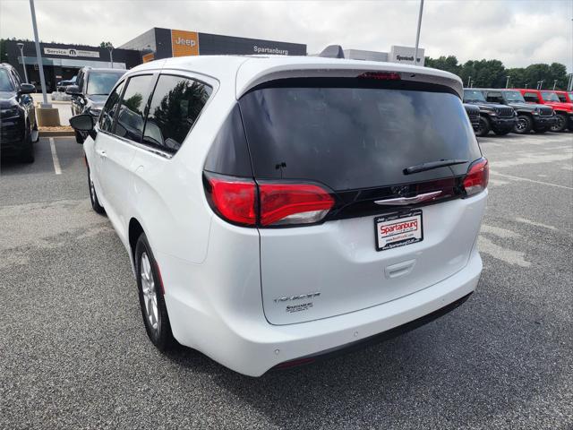 2026 Chrysler Voyager VOYAGER LX