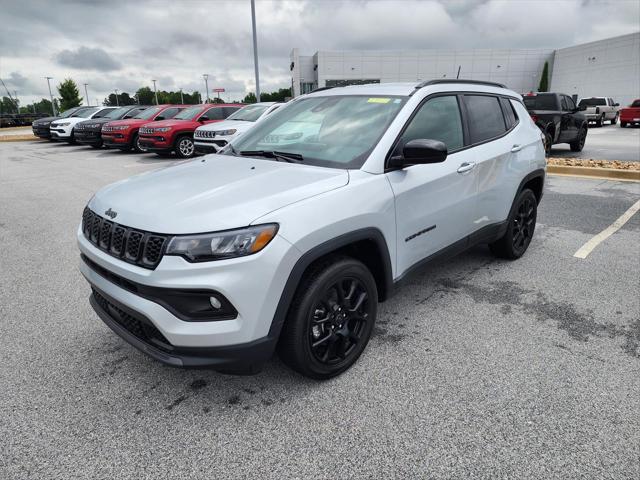 2025 Jeep Compass COMPASS LATITUDE 4X4