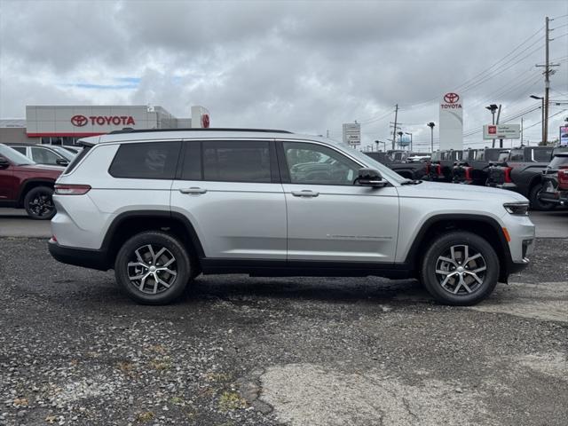 2025 Jeep Grand Cherokee GRAND CHEROKEE L LIMITED 4X4 2025 Jeep Grand Cherokee GRAND CHEROKEE L LIMITED 4X4