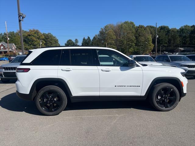 2025 Jeep Grand Cherokee GRAND CHEROKEE ALTITUDE X 4X4 2025 Jeep Grand Cherokee GRAND CHEROKEE ALTITUDE X 4X4
