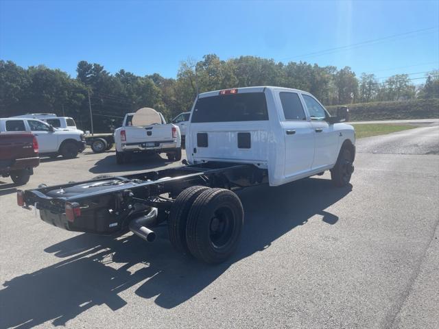 2026 RAM Ram 3500 Chassis Cab RAM 3500 TRADESMAN CREW CAB CHASSIS 4X4 60 CA 2026 RAM Ram 3500 Chassis Cab RAM 3500 TRADESMAN CREW CAB CHASSIS 4X4 60 CA