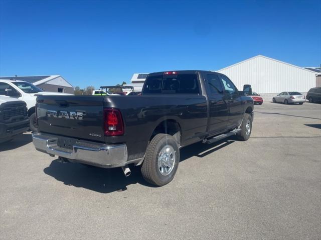 2026 RAM Ram 3500 RAM 3500 TRADESMAN CREW CAB 4X4 8 BOX
