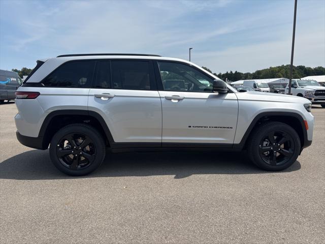 2025 Jeep Grand Cherokee GRAND CHEROKEE LIMITED 4X4 2025 Jeep Grand Cherokee GRAND CHEROKEE LIMITED 4X4