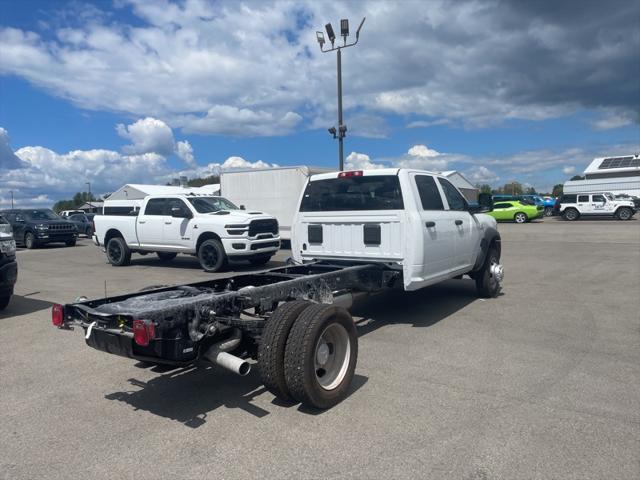 2026 RAM Ram 5500 Chassis Cab RAM 5500 TRADESMAN CHASSIS CREW CAB 4X4 84 CA