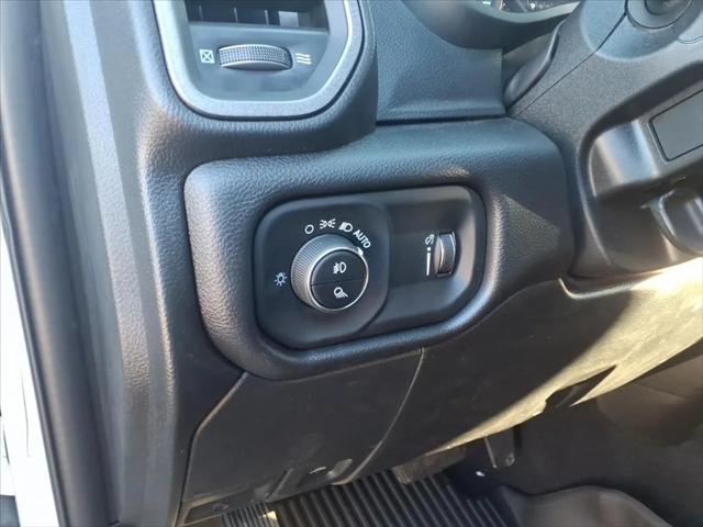 2026 Ram 2500 Tradesman Crew Cab 4x4 6'4" Box