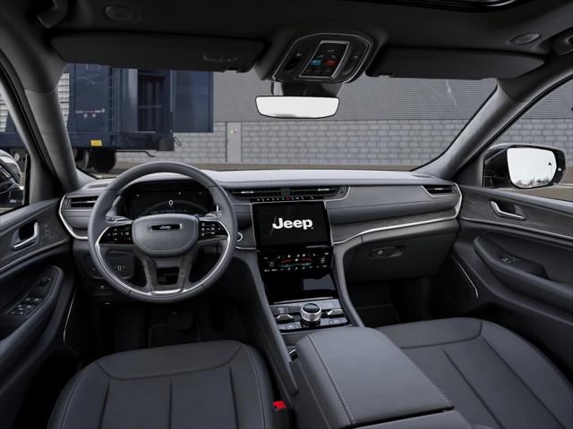 2025 Jeep Grand Cherokee Overland 4x4