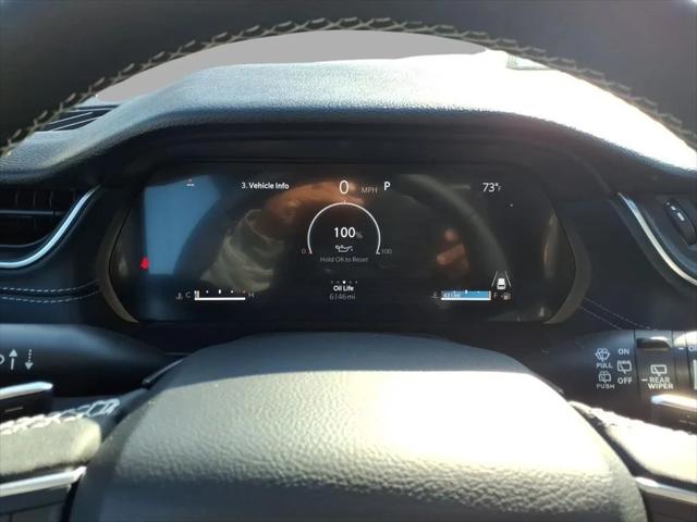 2025 Jeep Grand Cherokee Laredo 4x4