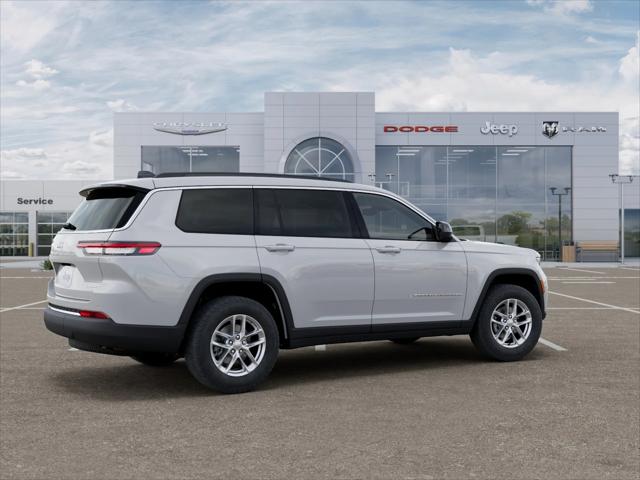 2025 Jeep Grand Cherokee Laredo 4x4