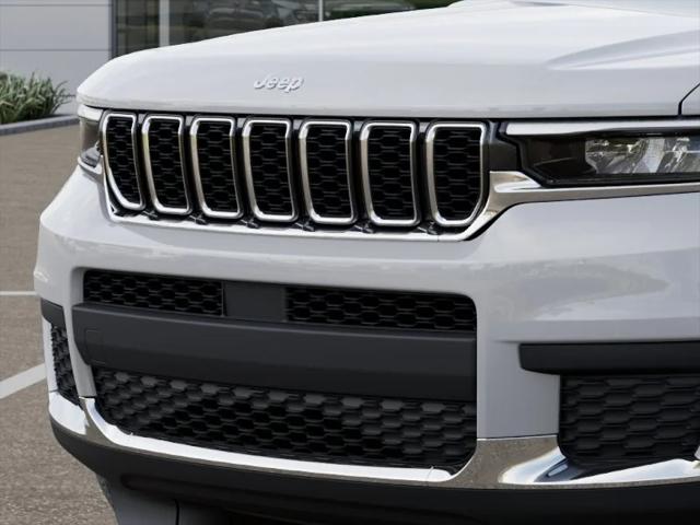2025 Jeep Grand Cherokee Laredo 4x4