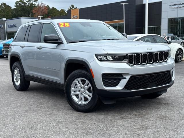 2025 Jeep Grand Cherokee GRAND CHEROKEE LAREDO 4X2 2025 Jeep Grand Cherokee GRAND CHEROKEE LAREDO 4X2