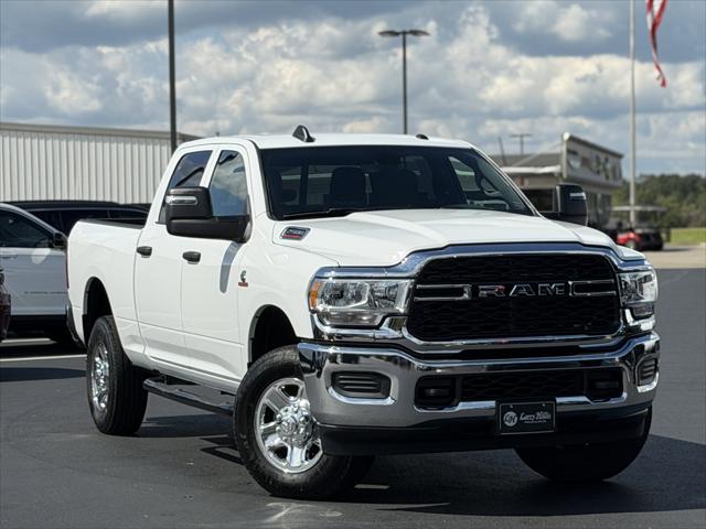 2023 RAM 2500 Tradesman Crew Cab 4x4 64 Box 2023 RAM 2500 Tradesman Crew Cab 4x4 64 Box
